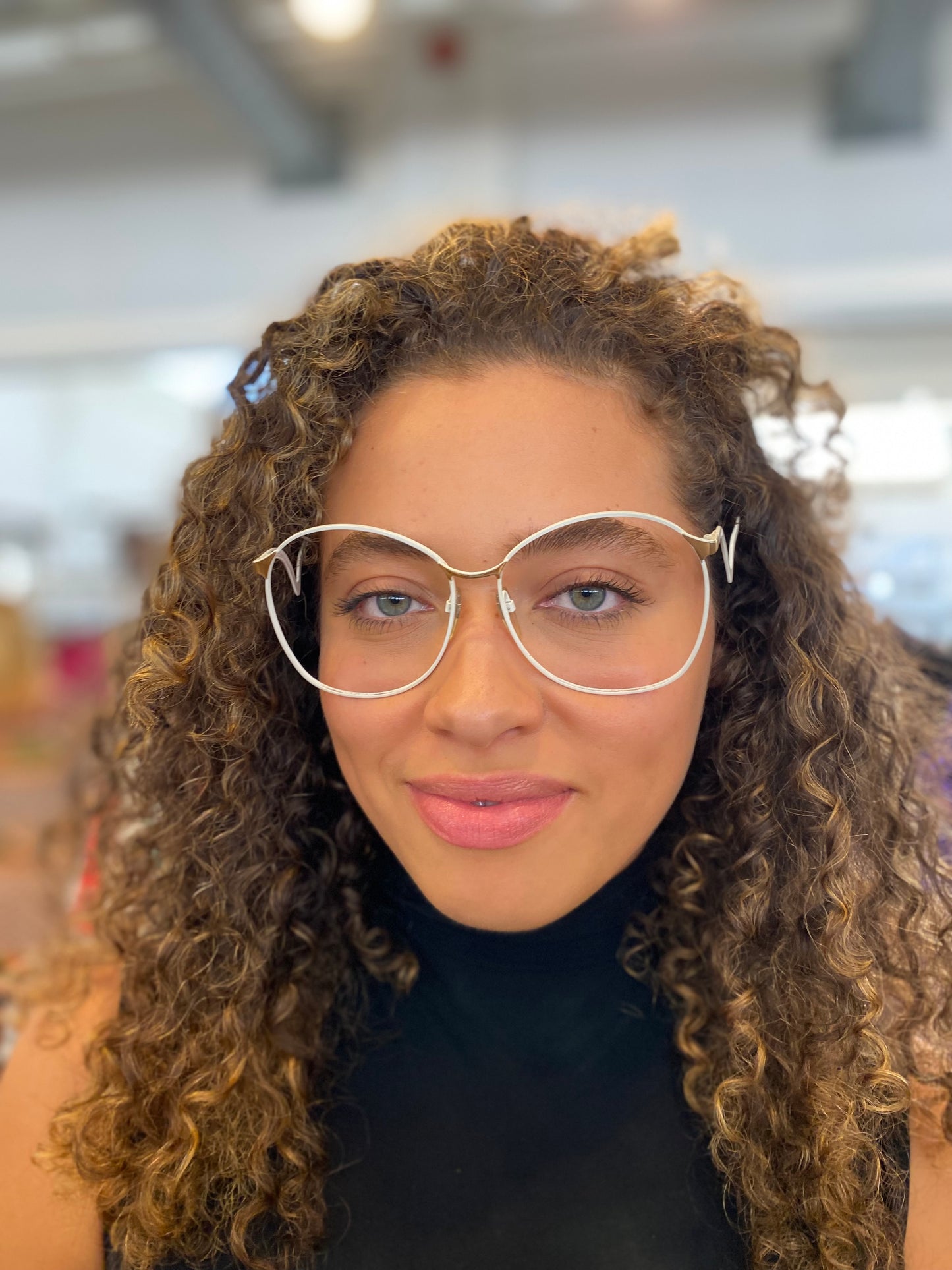 Sunart White Neostyle Frames