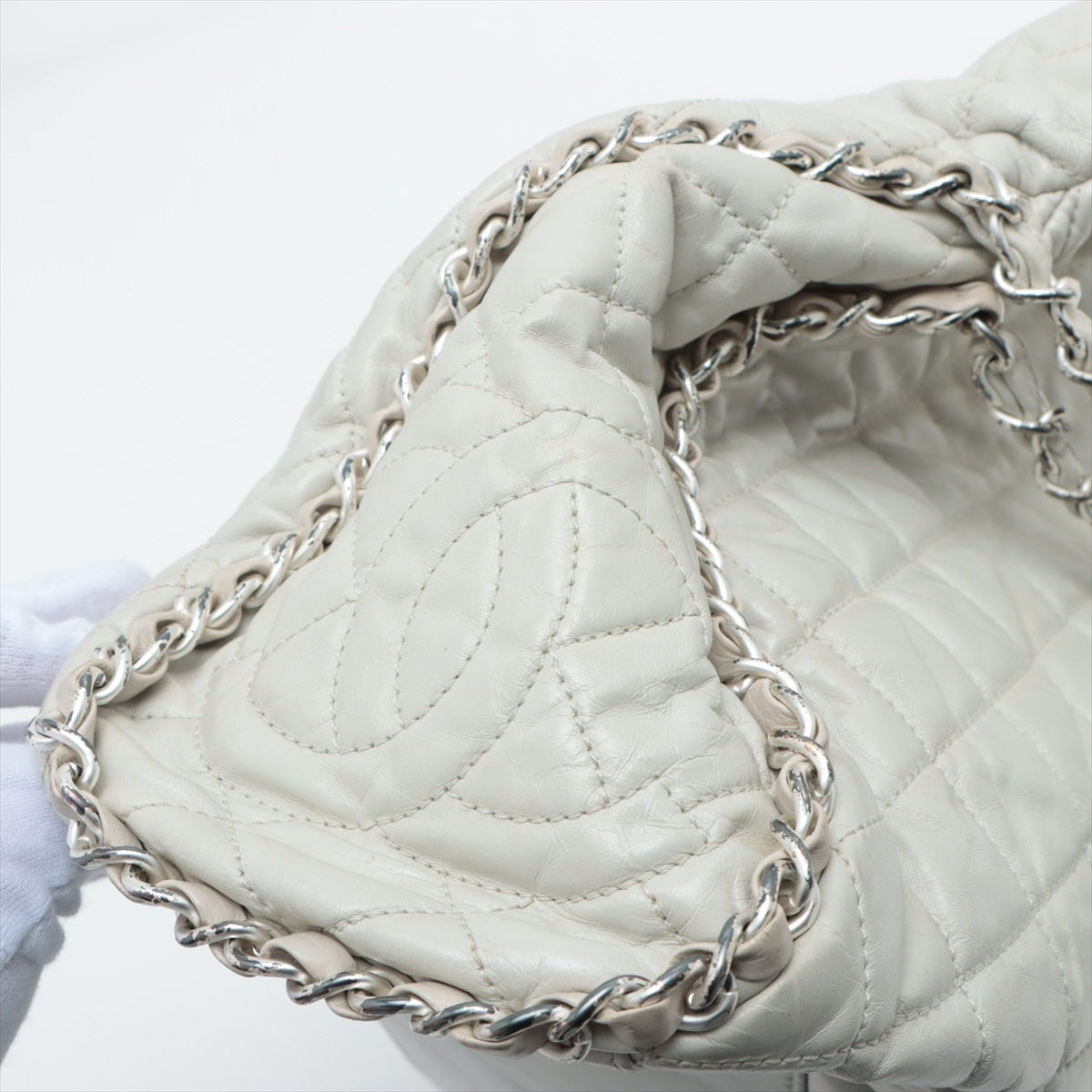 Chanel Matelasse Leather Chain  Hobo Shoulder Bag White