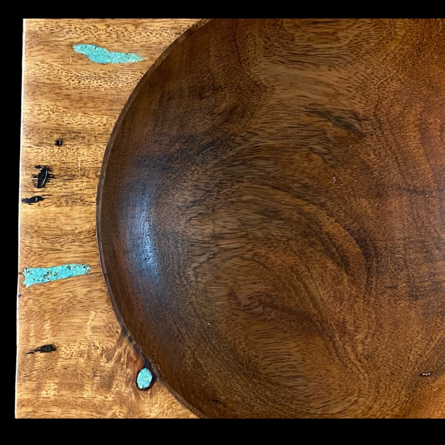 Geuet Dunland Mango Wood Bowl Turquoise Inlay