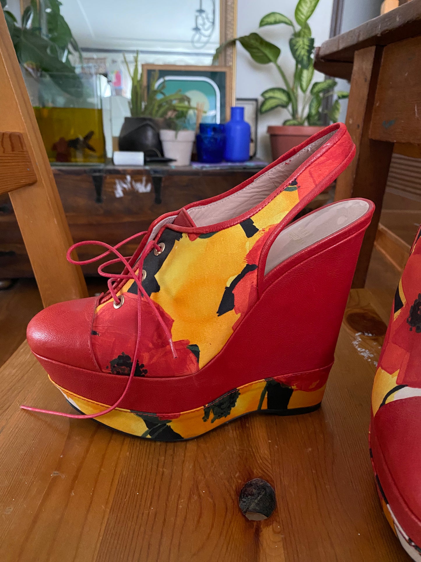 2013 Stuart Weitzman Red Floral Wedge Heels