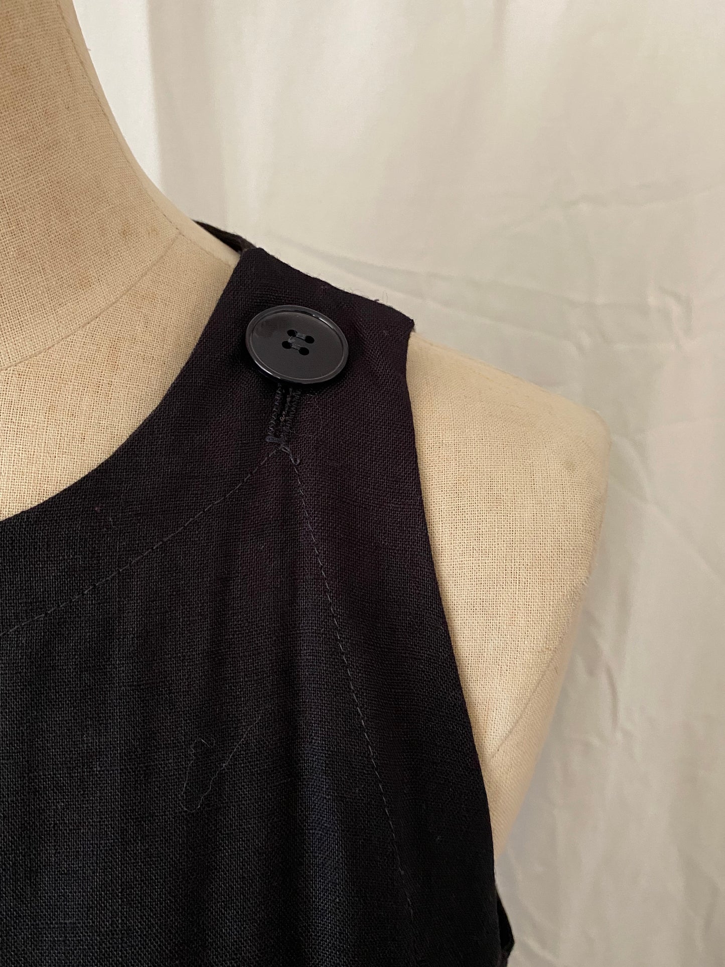 Albert Nipon Black Dress
