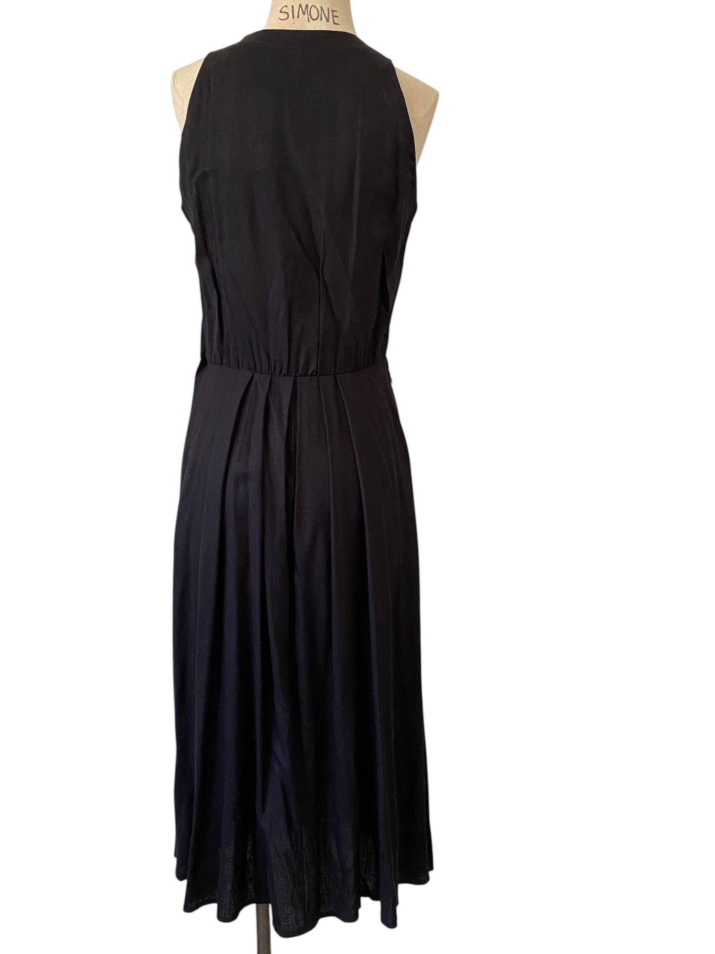 LaliSimone Albert Nipon black rayon linen blend sleeveless midi dress with pleated skirt. Union made.