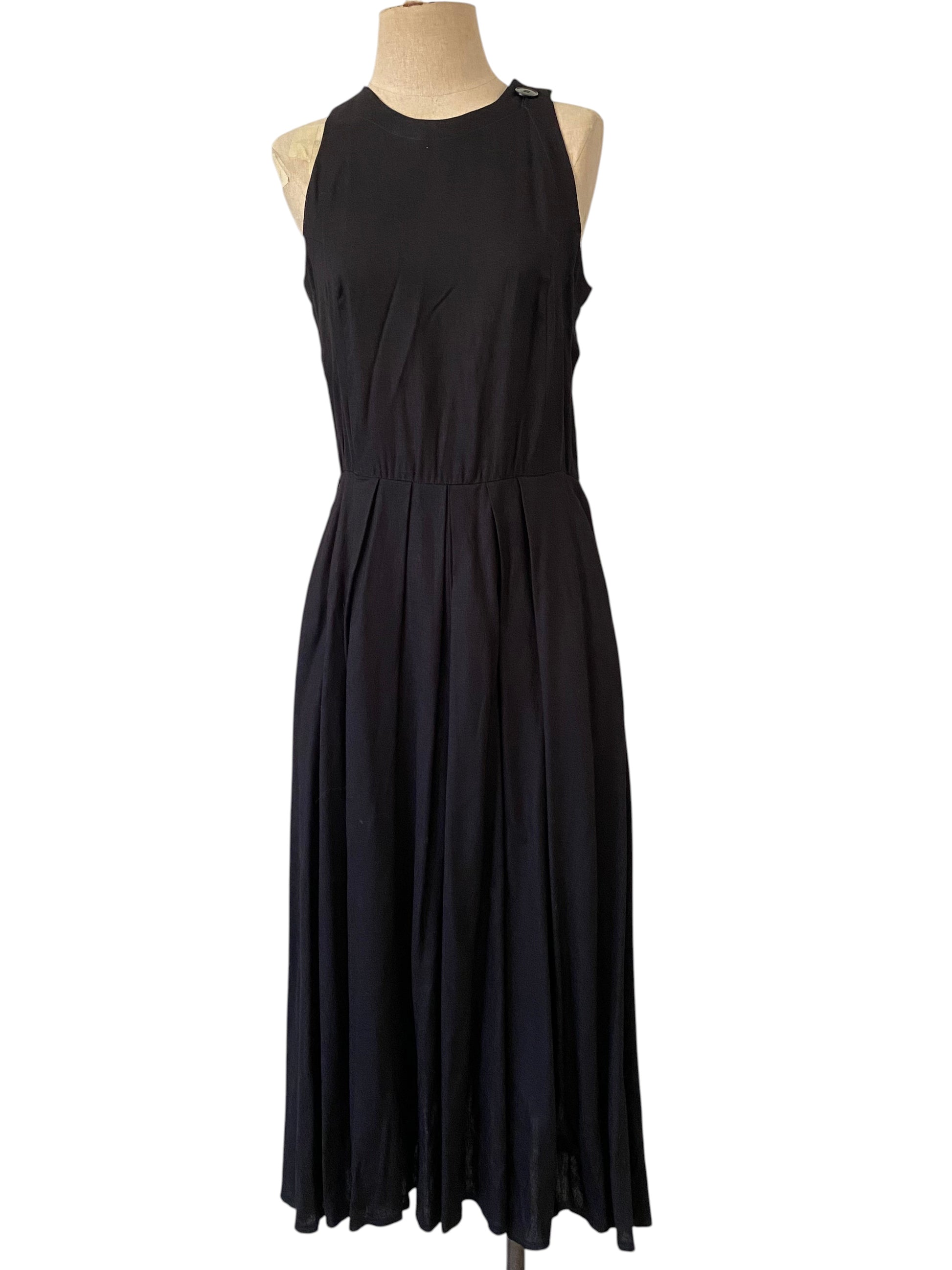 LaliSimone Albert Nipon black rayon linen blend sleeveless midi dress with pleated skirt.