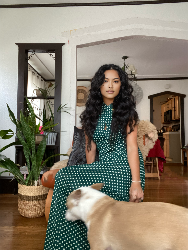 Green Dress with Polka Dots - sitting