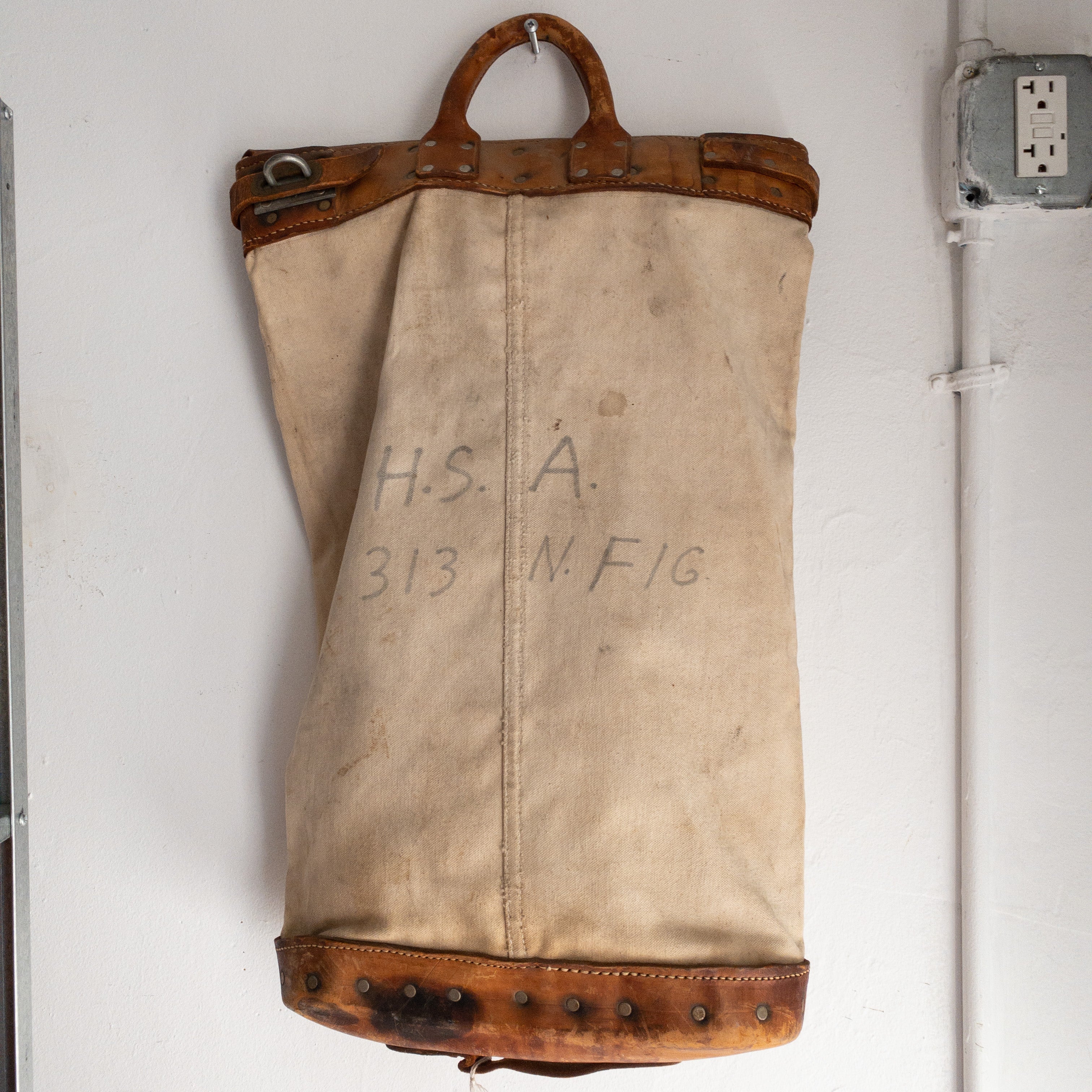 Vintage Brown Leather Messenger Bag for Work and School - 15