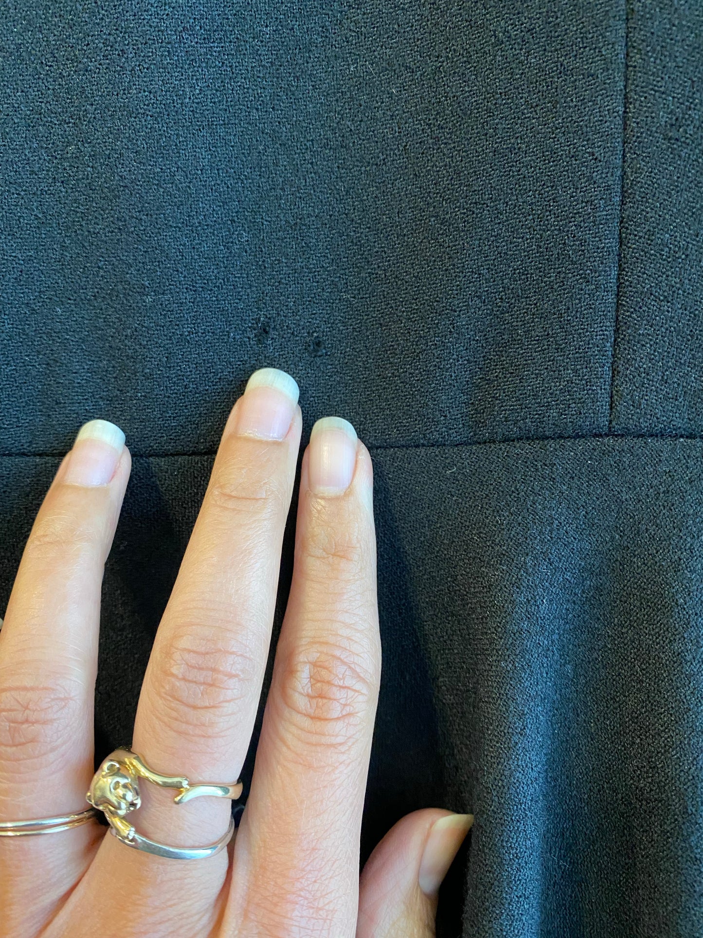 Geoffrey Beene cocktail dress — close-up of silk trapeze-style collar detail